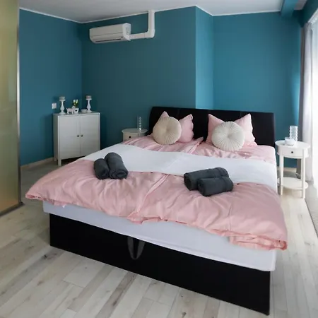 Hellowine Apartment Eger